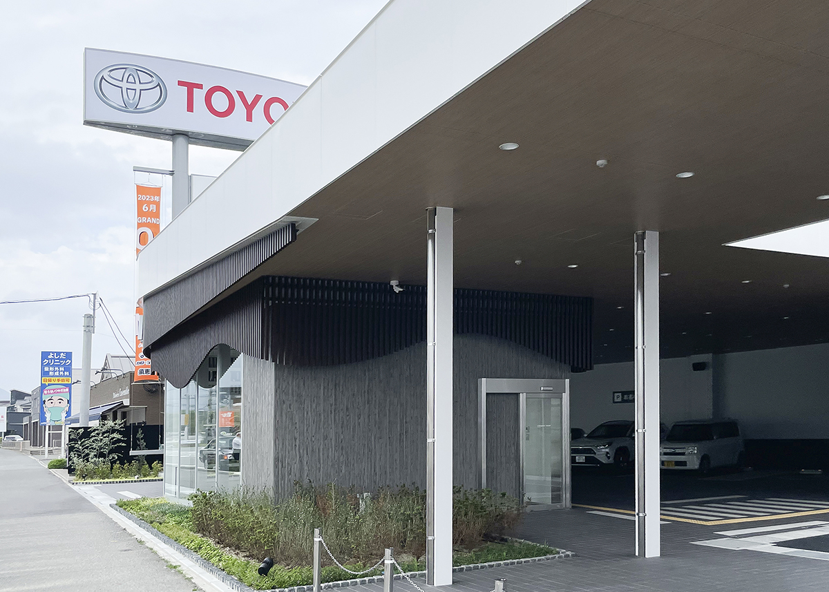 トヨタカローラ福岡 須恵店