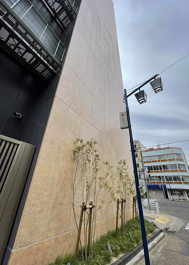 メニコン本社ビル