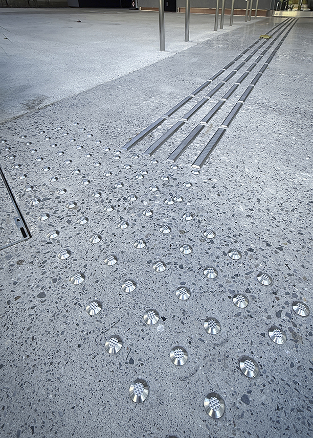 メットライフ 江戸橋ビル
