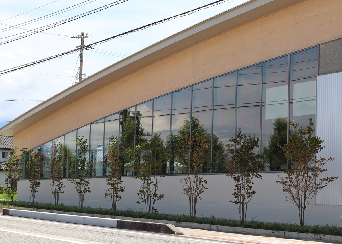 魚津市室内温水プール「とびUO！プール」