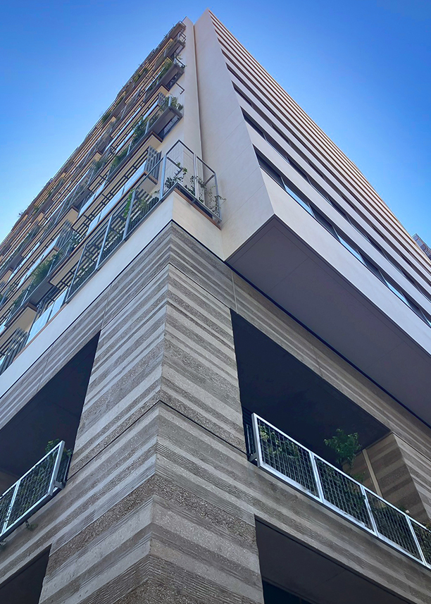 中央日土地博多駅前ビル